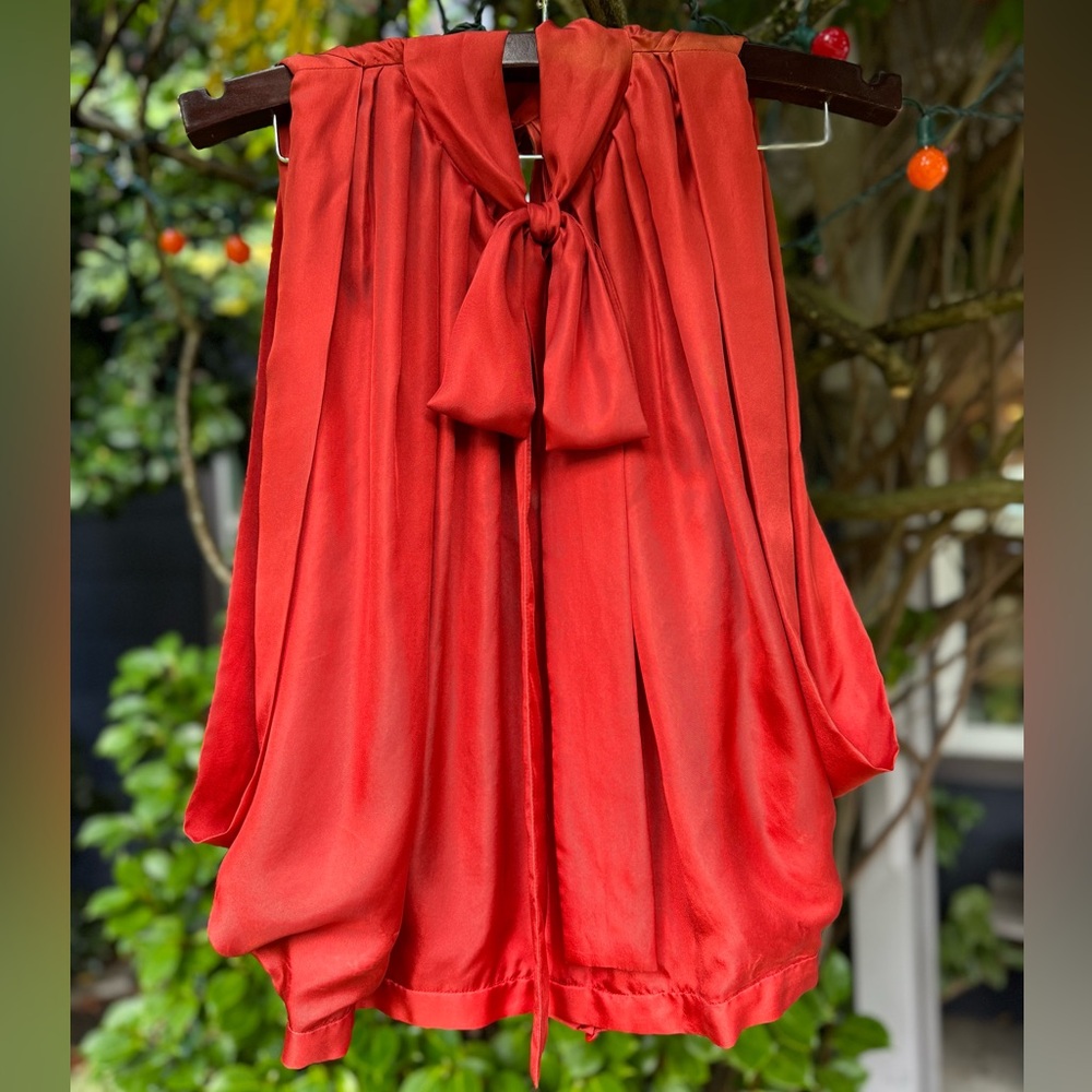 Robert Rodriguez Women’s 100% Silk Sleeveless Top Lavallière Bow Dolman Blouse